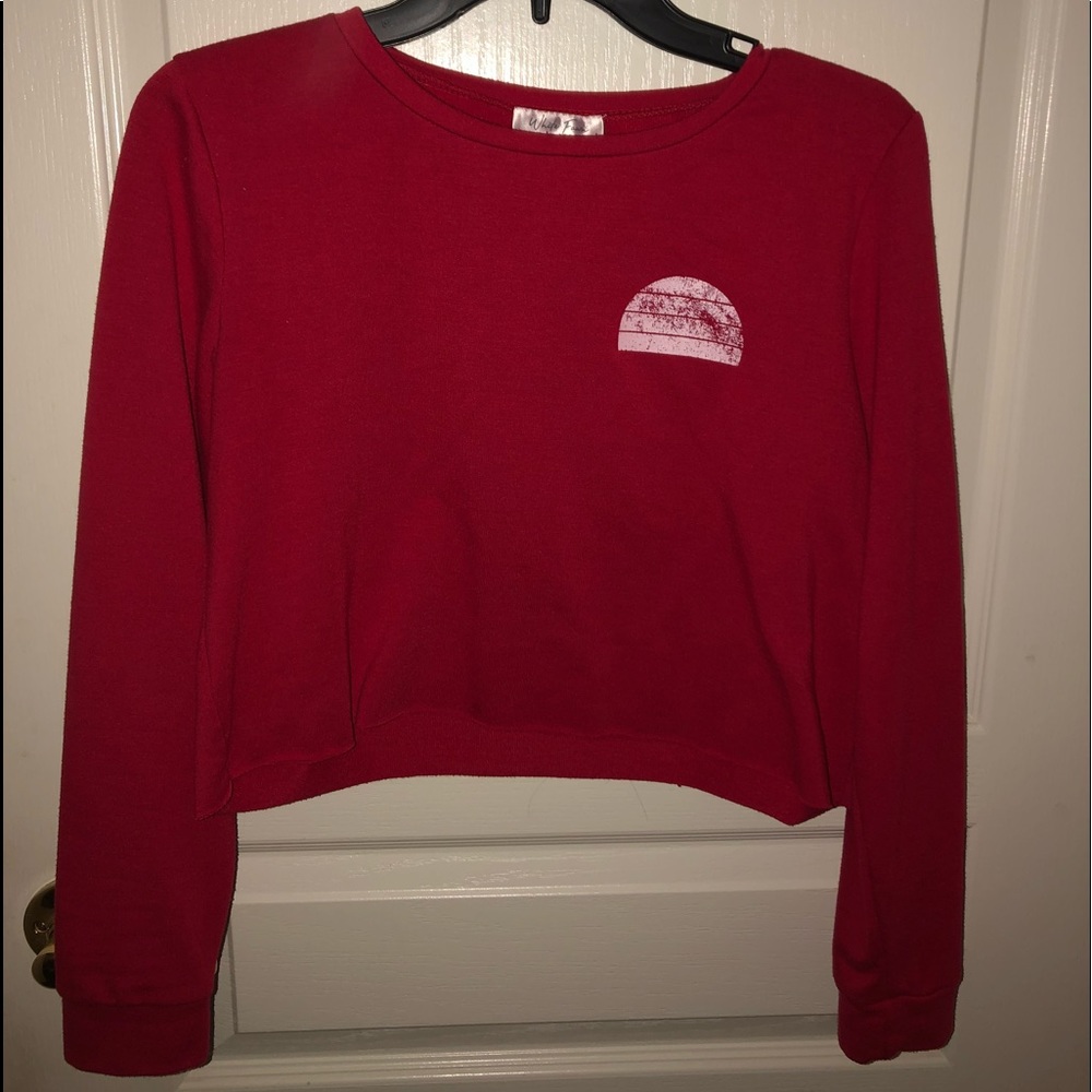 Cropped long sleeve t shirt
